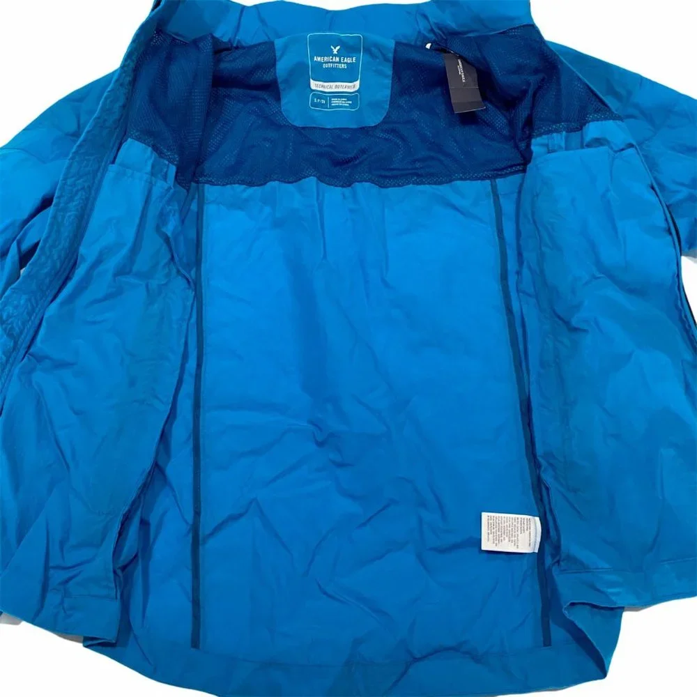 NWT AMERICAN EAGLE Men's Windbreaker Jacket SMALL Blue - Picture 3 of 5